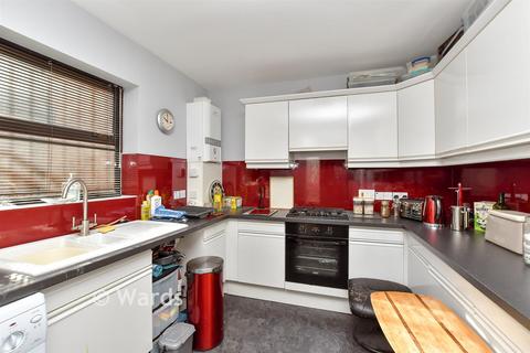 2 bedroom apartment for sale, Esplanade, Rochester, Kent