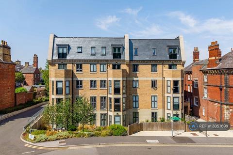 1 bedroom flat to rent, Berneslai Close, Barnsley, S70