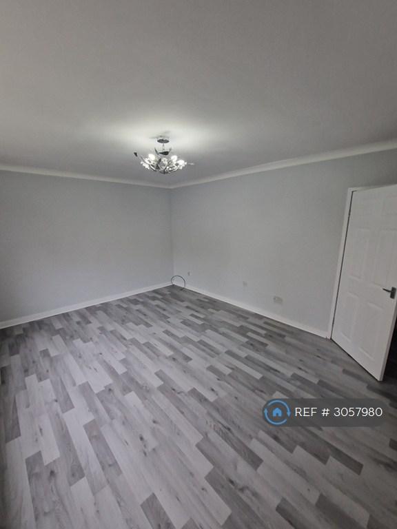 Apartment in Glasgow - View 4
