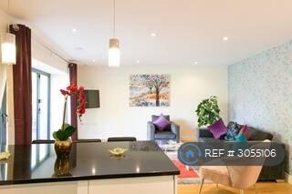 Apartment in Cambridge, Petersfield - View 5