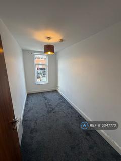 2 bedroom flat to rent, Eccles, Manchester, M30