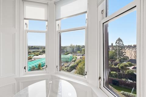 3 bedroom flat for sale, 6 (3F2) Inverleith Avenue, Edinburgh, EH3