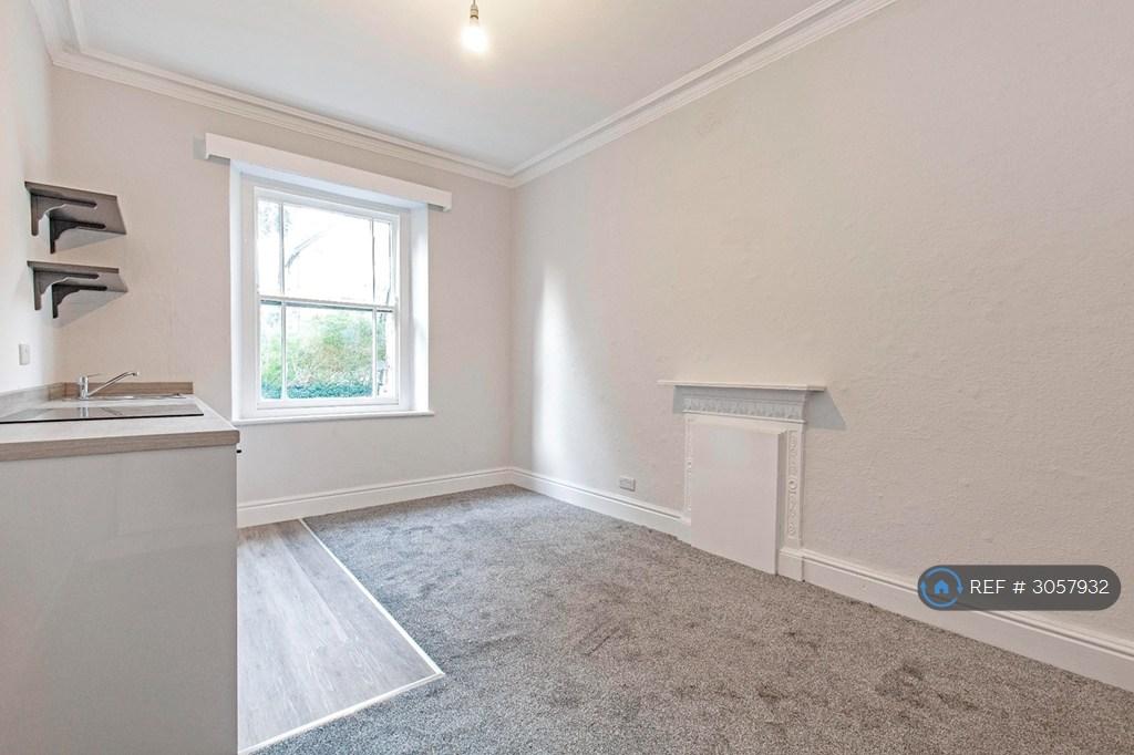 House in Sheffield - View 4