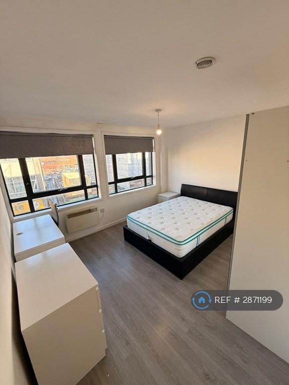 Apartment in Liverpool - View 4