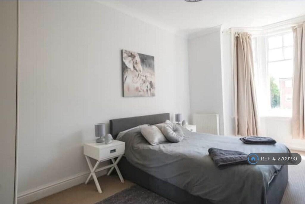 Apartment in Bournemouth - View 4