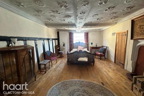 6 bedroom character property to rent, Kings Head Street, HARWICH