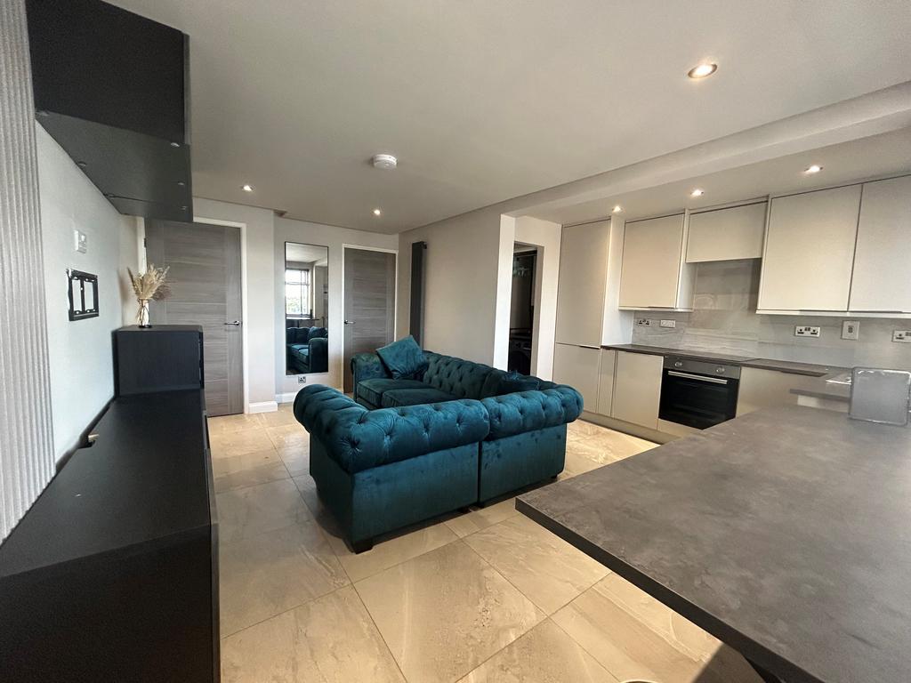 Apartment in Liverpool - View 2