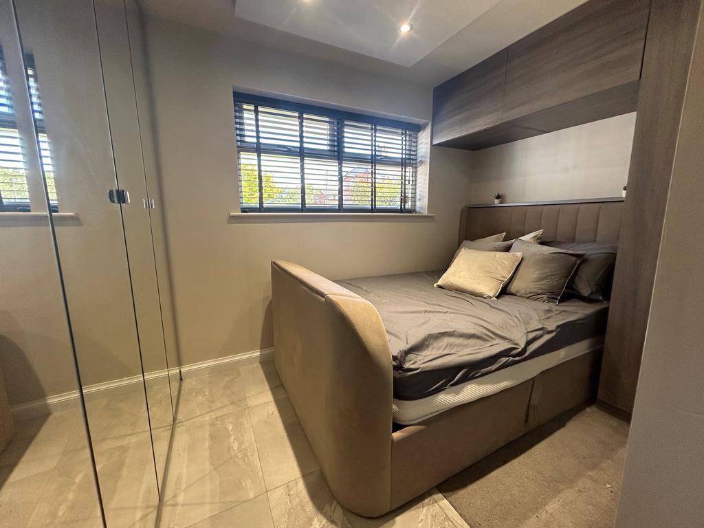 Apartment in Liverpool - More