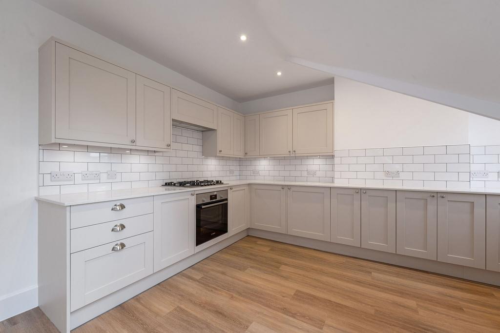 Apartment in Oxfordshire - View 2