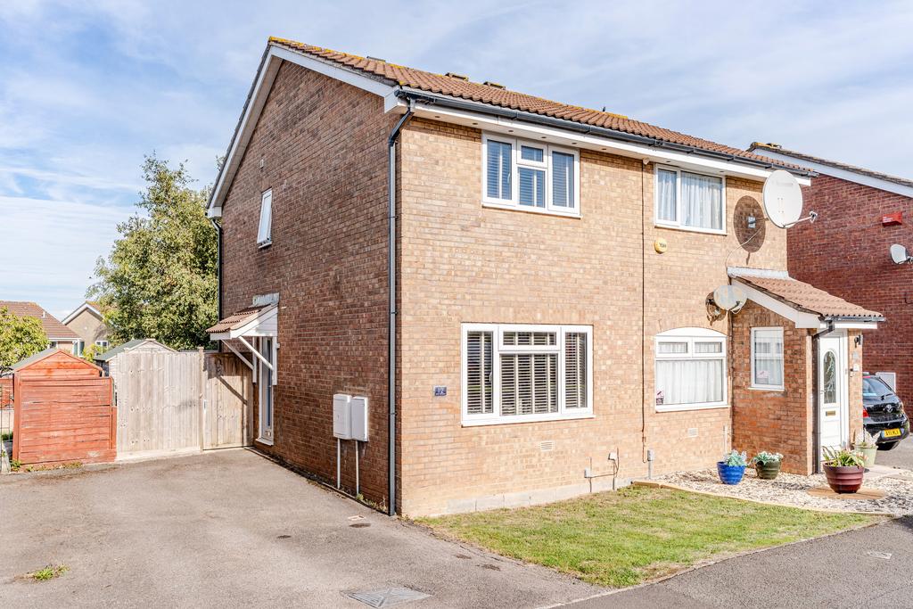 House in Bristol, Bradley Stoke - View 2