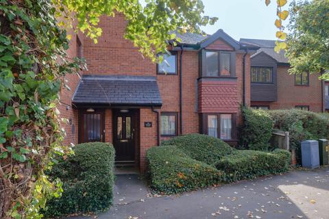 2 bedroom flat for sale, Granville Road, St Albans, AL1