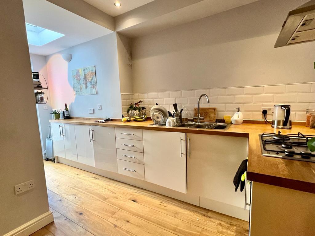 Apartment in Cardiff - View 2