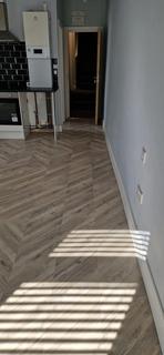 Studio to rent, Longbridge Road, Barking IG11