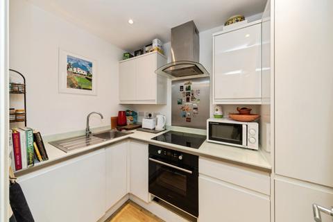 1 bedroom flat for sale, Angel Lane, Tonbridge, Kent, TN9