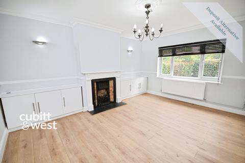 4 bedroom semi-detached house to rent, Norbury Avenue, Thornton Heath CR7