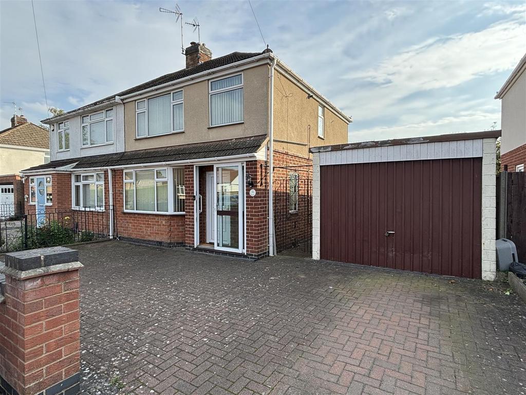 House in Blaby, Glenfields