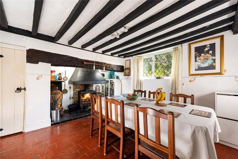 4 bedroom detached house for sale, Brigstock Road, Kettering NN14