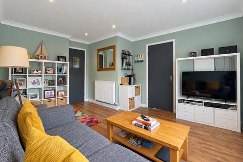 1 bedroom semi-detached bungalow for sale, 4 Argyll Court, Kinross, KY13
