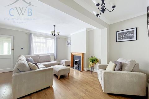 3 bedroom semi-detached house for sale, Malling Road, Snodland, ME6