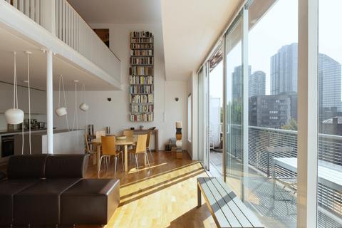 2 bedroom penthouse for sale, Royle Building IV, London N1
