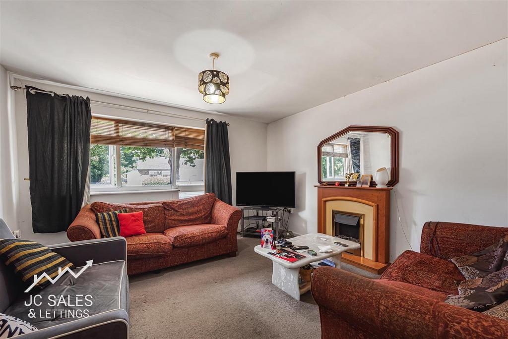 Apartment in Richmond, Sheffield - View 2