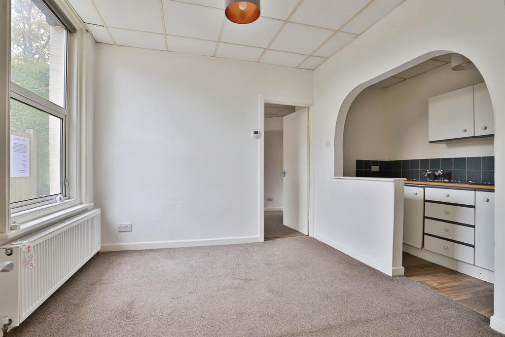 Apartment in Bournemouth - View 3