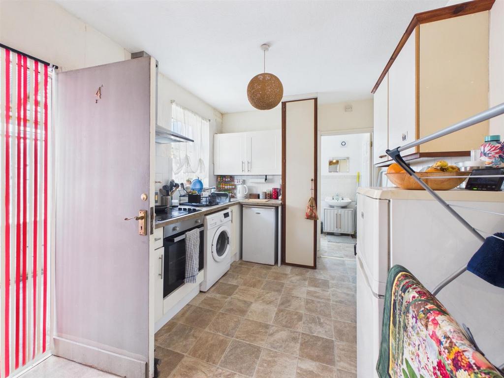 House in Leicester, Stoneygate - View 5