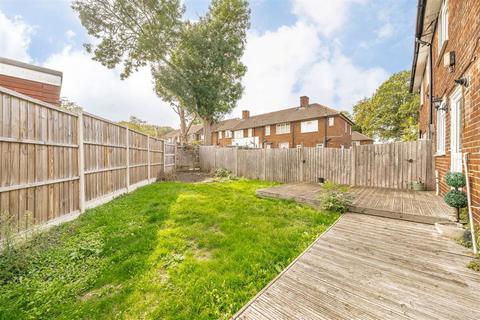 3 bedroom semi-detached house for sale, Castleton Road, London SE9