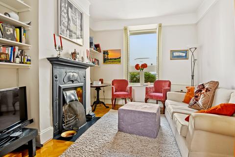 4 bedroom terraced house for sale, Spencer Rise, Dartmouth Park, London NW5