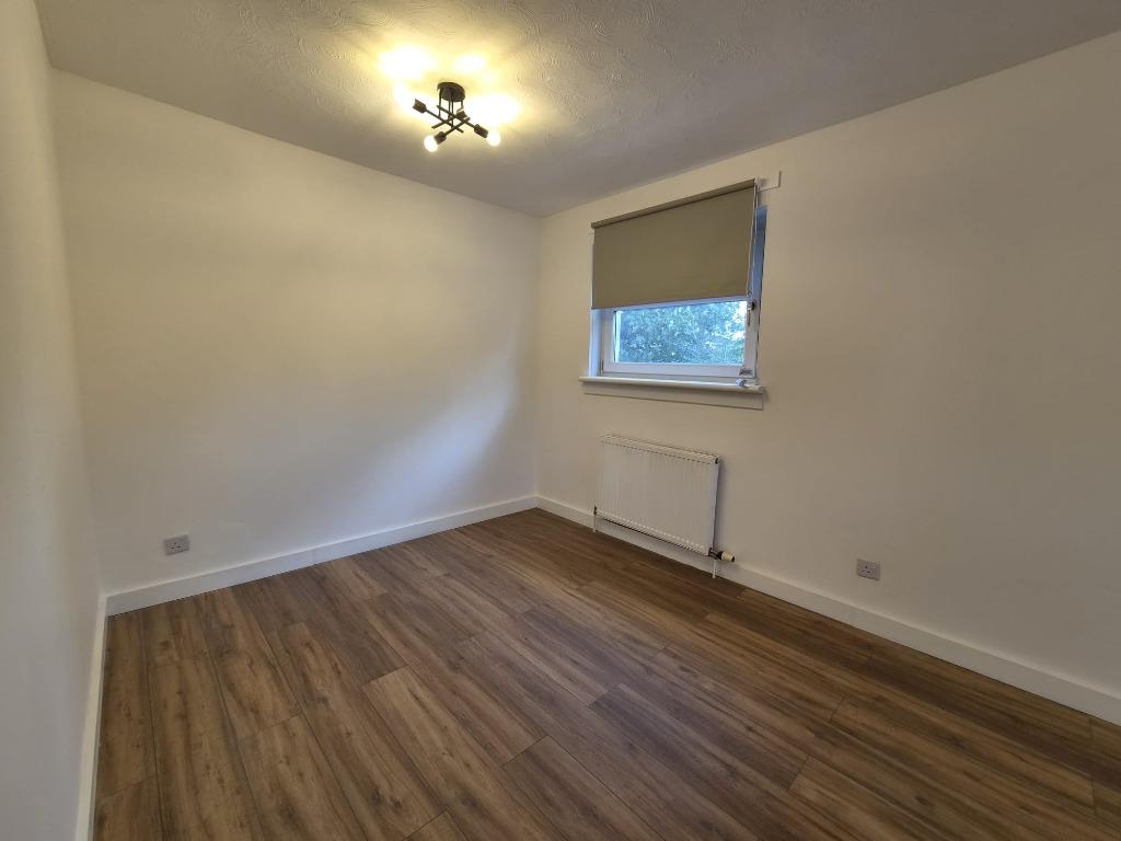 Apartment in South Lanarkshire - View 3