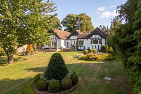 undefined, Ellesborough Road, Butlers Cross, HP17