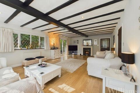 undefined, Ellesborough Road, Butlers Cross, HP17