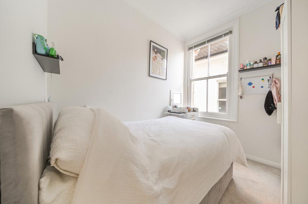 Apartment in East Sussex - More