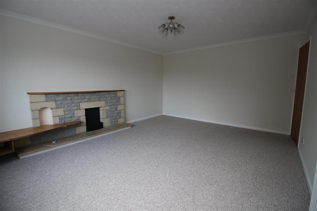 House in Oldland Common - More