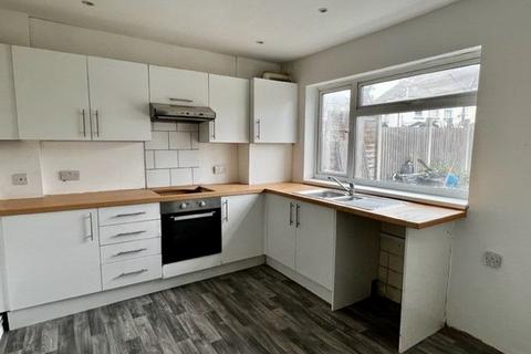 4 bedroom terraced house for sale, Dickens Road, Gravesend DA12