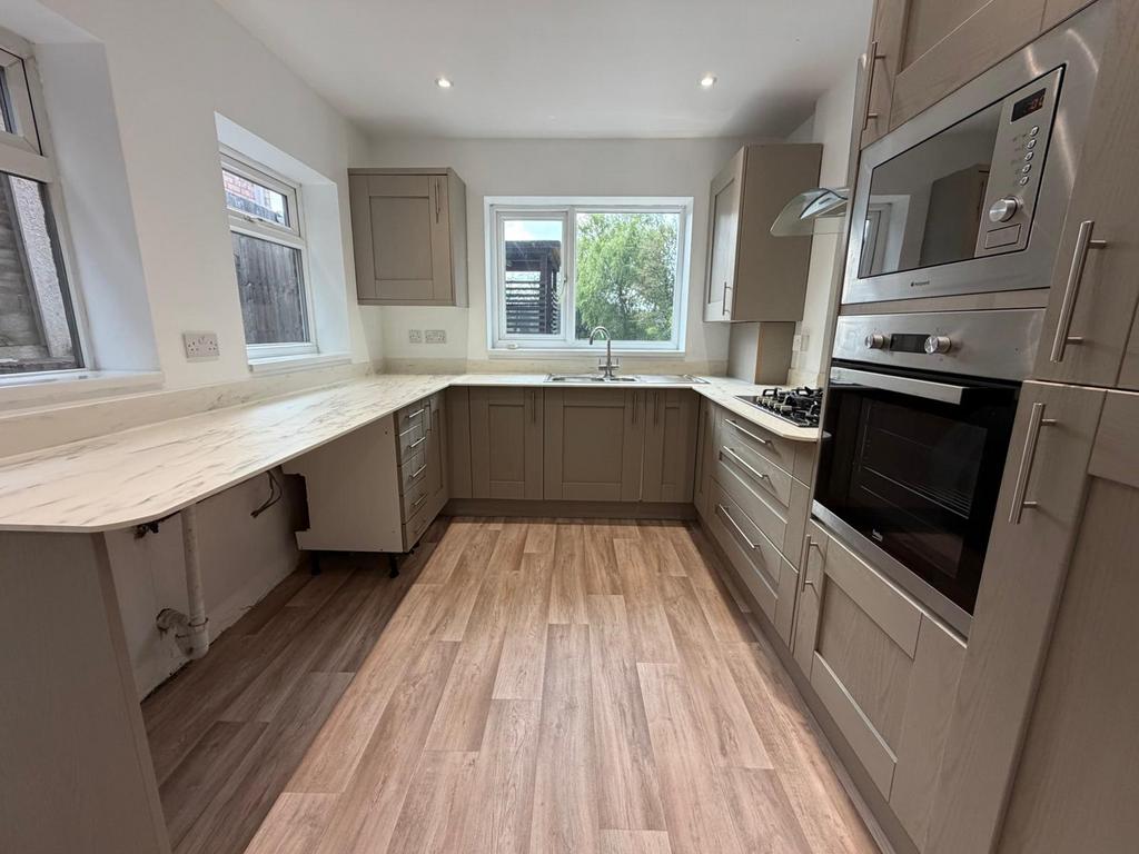 House in SOLIHULL - View 3