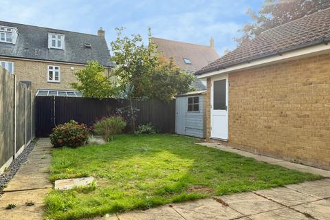 3 bedroom townhouse to rent, Emperor Circle, IPSWICH