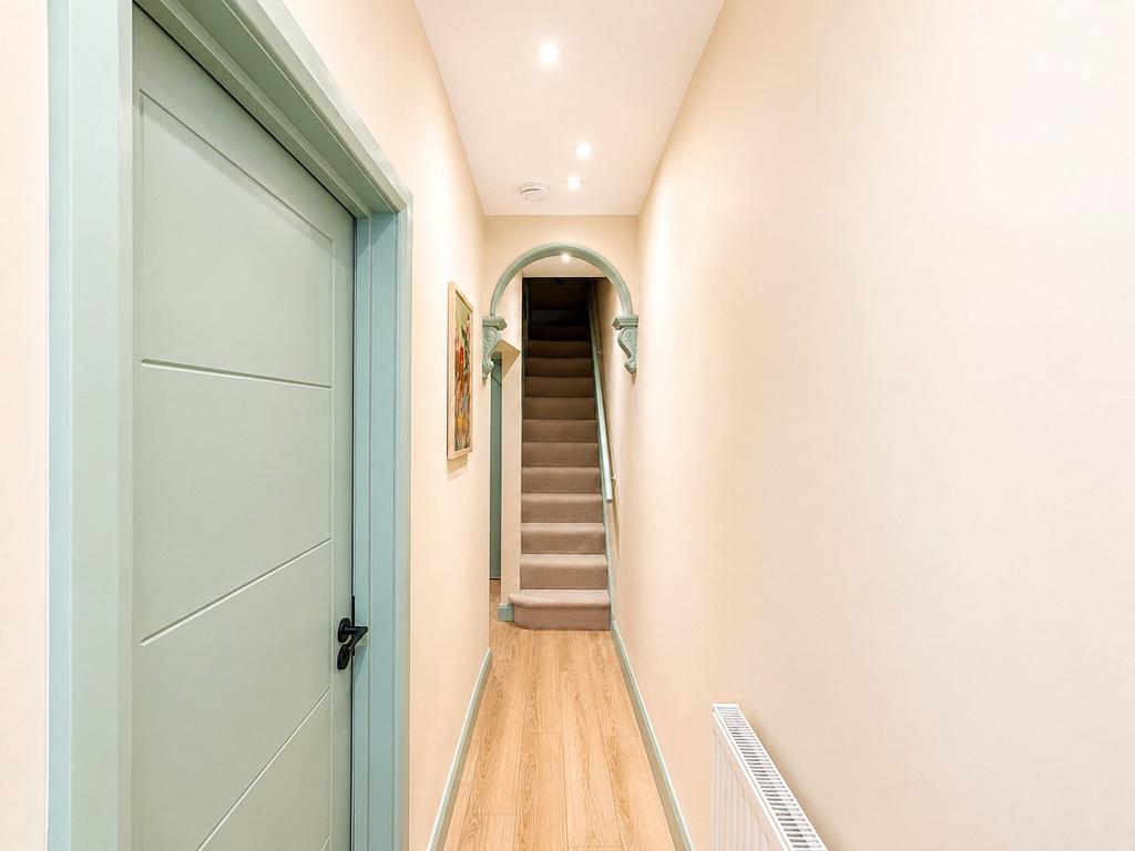 Apartment in Cambridgeshire - View 2