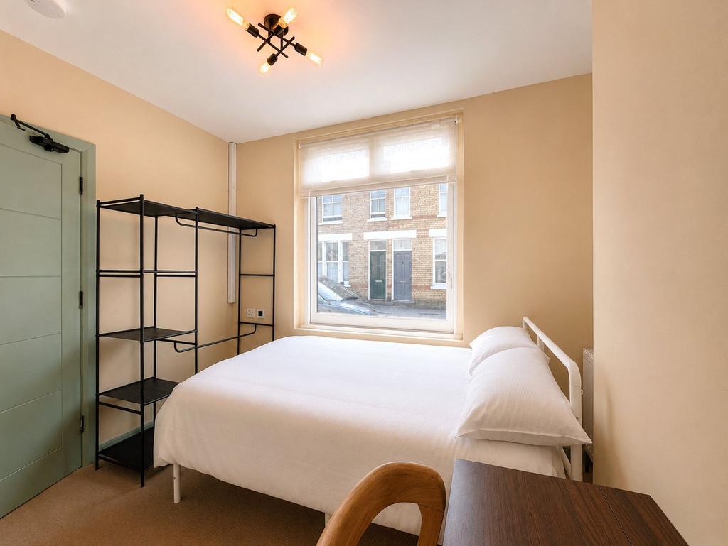 Apartment in Cambridgeshire - View 5