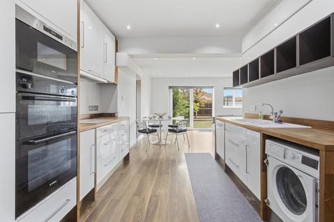 4 bedroom end of terrace house for sale, Lodge Crescent, Waltham Cross, Hertfordshire, EN8 8BJ