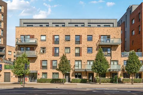 2 bedroom flat for sale, Queens Road, London, SE15