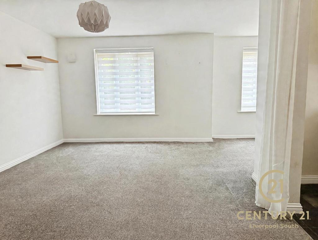Apartment in Liverpool, Gateacre - View 3