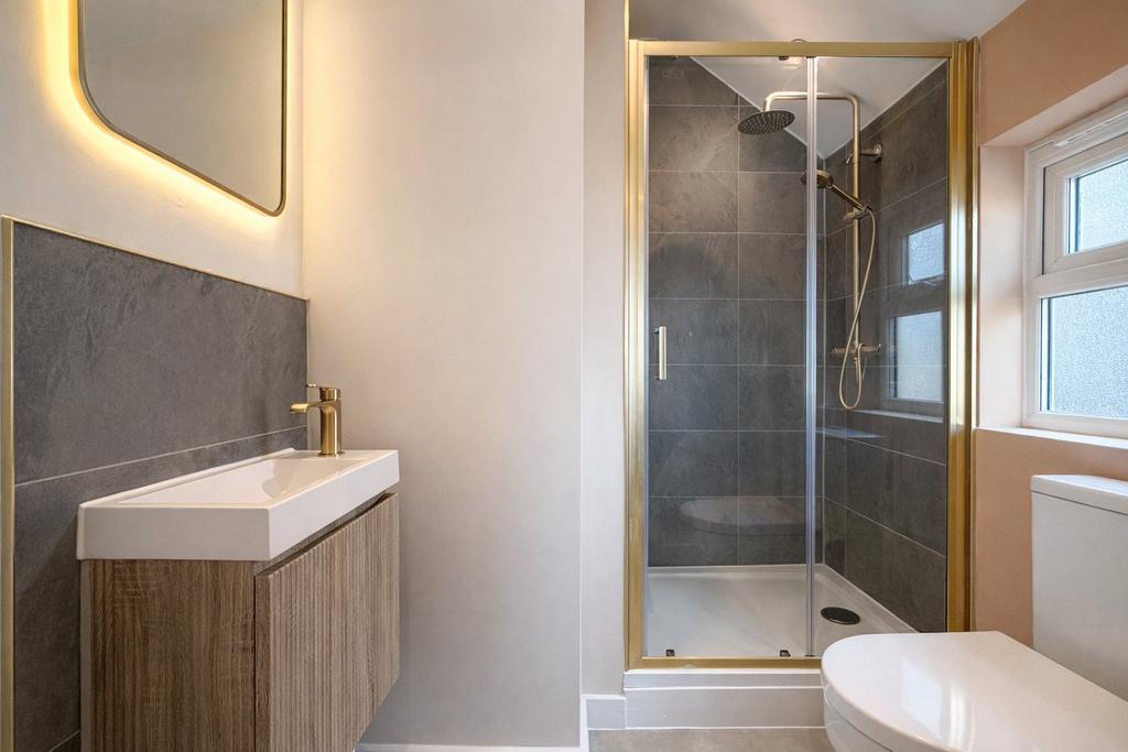 Apartment in Cambridgeshire - View 3