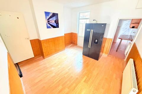 2 bedroom detached house to rent, 75 Leicester Street, Wolverhampton, WV6 0PS