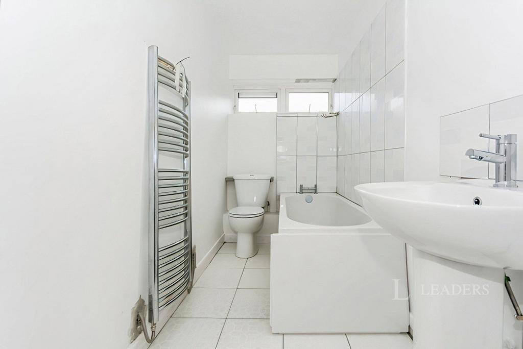 Apartment in West Midlands - View 5