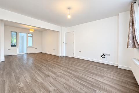 4 bedroom semi-detached house for sale, Dorchester Way, Harrow HA3