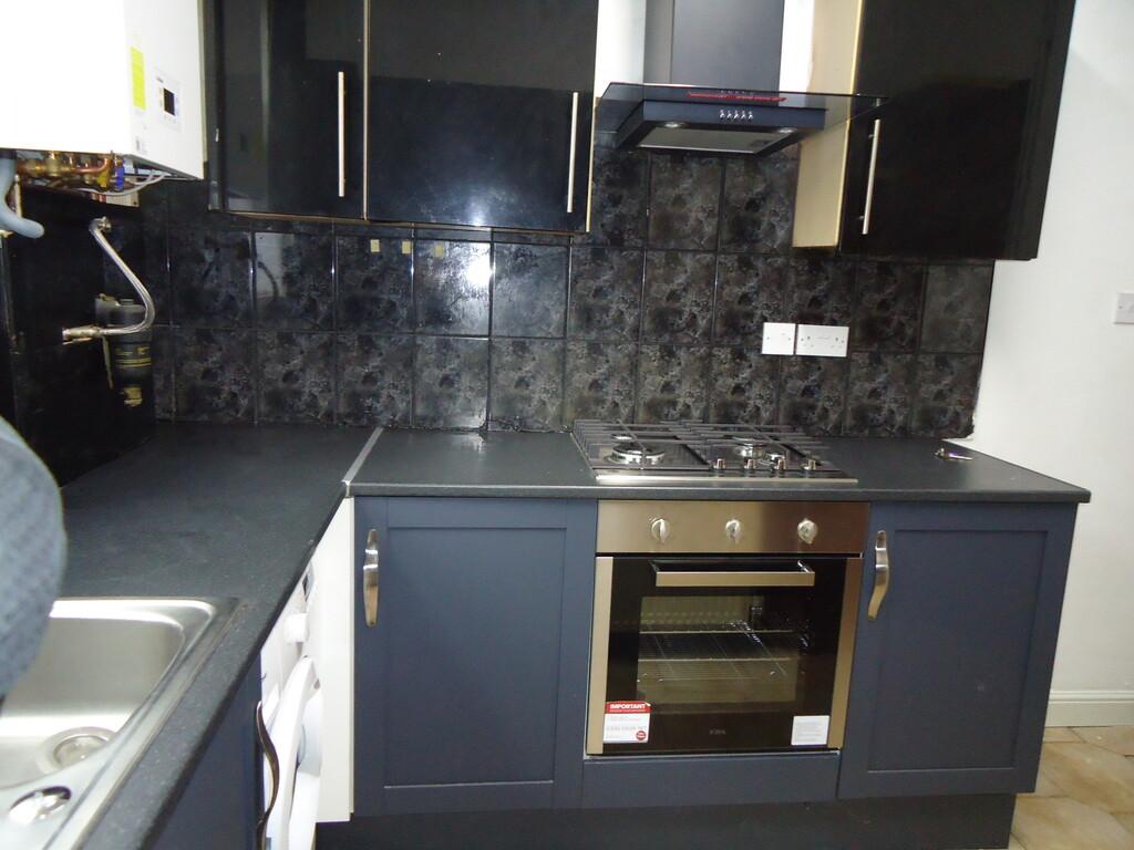 Apartment in Leeds - View 3