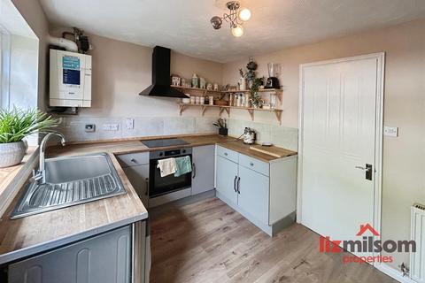 2 bedroom semi-detached house for sale, Ladyfields Way, Swadlincote DE11