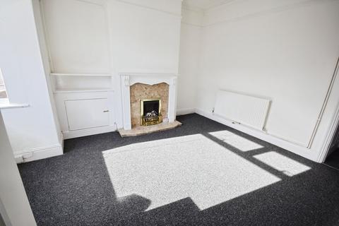 2 bedroom terraced house to rent, Hamil Road, Burslem
