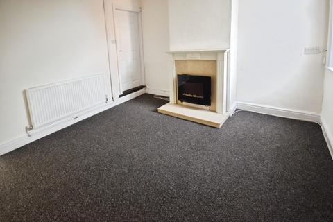 2 bedroom terraced house to rent, Hamil Road, Burslem